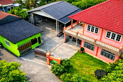 เช่าโรงงาน กระทุ่มแบน สมุทรสาคร : บ้านเดี่ยว 2ชั้น 6นอน 6น้ำ พร้อมโกดังโรงงานและลานจอดรถ ถนนพุทธสาคร 255 ตร.ว. 500 ตร.ม. ตลาดอ้อมน้อย 1.4กม.