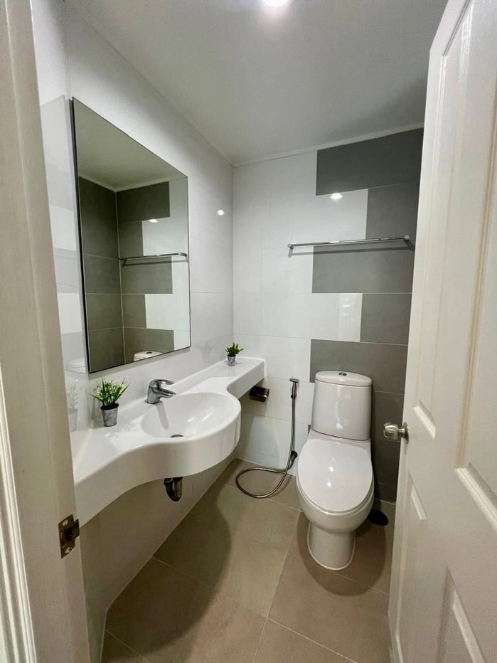 รูป ทำเลดี คุ้มค่าที่สุด! 🔥 Lumpini Place Rama 4 - Kluaynamthai | ใกล้ BTS เอกมัย & ม.กรุงเทพ | ห้องสวย พร้อมอยู่ | ราคาดีมาก - รูปที่ 8/10