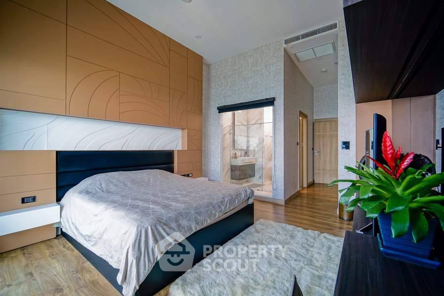 รูป คอนโด 2-ห้องนอน ที่ ดูแพล็กซ์ ใกล้ ถนนพระตำหนัก พัทยา (ID 995802) - รูปที่ 9/35