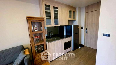 Condos for rent : 2-BR Condo at Siamese Exclusive 42 near BTS Ekkamai (ID 2695606)