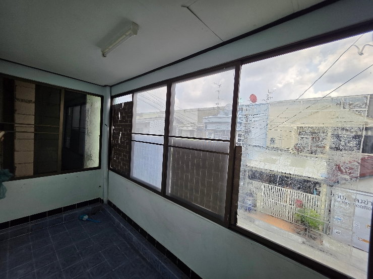 รูป ให้เช่าถูก! หายาก ทาวน์เฮ้าส์รีโนเวทใหม่ สุขุมวิท93 แยกพึ่งมี50 - รูปที่ 11/15