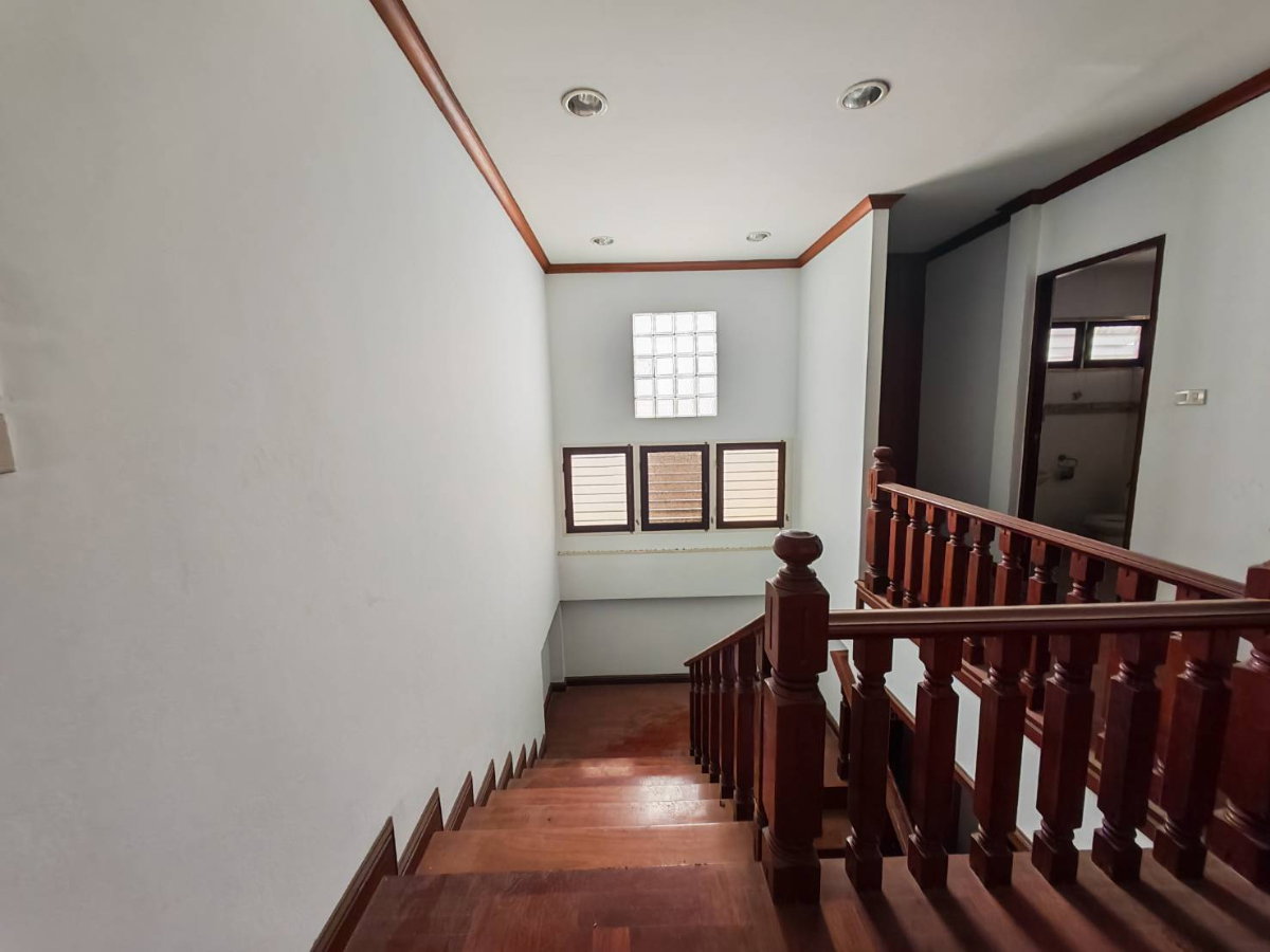 รูป ขายบ้านเดี่ยวในโซนรัชดาภิเษก ซอย 7แยก15 ใกล้ห้วยขวาง - รูปที่ 12/21