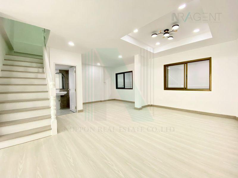 รูป 📌 ขายทาวน์เฮาส์ โครงการ บ้านหงส์ประยูร 3 2 ชั้น 4 ห้องนอน 2 ห้องน้ำ - รูปที่ 3/8