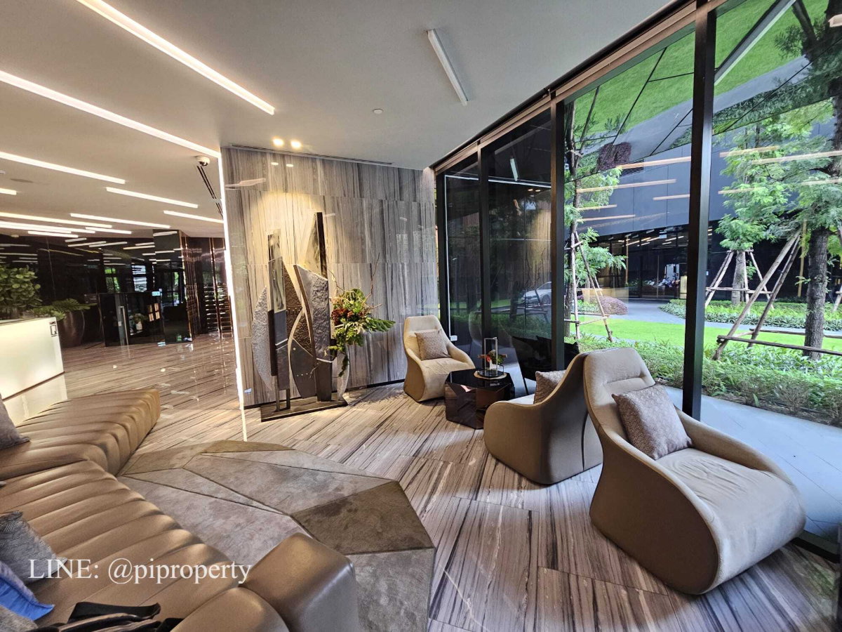 รูป ให้เช่าห้องชุด 1 ห้องนอน ชั้นสูง วิวแม่น้ำ ที่ Ideo Q Sukhumvit 36 ​​ย่านทองหล่อ - พระราม 4 พร้อมเข้าอยู่ได้ทันที - รูปที่ 13/32