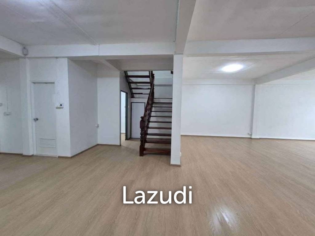 รูป 126.0 ตร.ม. 3 ห้องนอน 2 ห้องน้ำ ทาวน์เฮาส์สำหรับ ขายใน บางโคล่ - รูปที่ 3/12