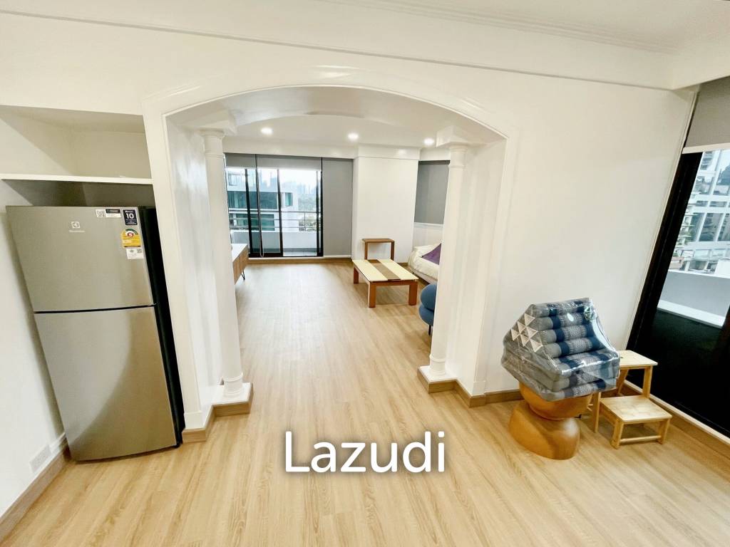 picture 1 Bed 2 Bath 103 SQ.M Lake Avenue Condominium - 4/15