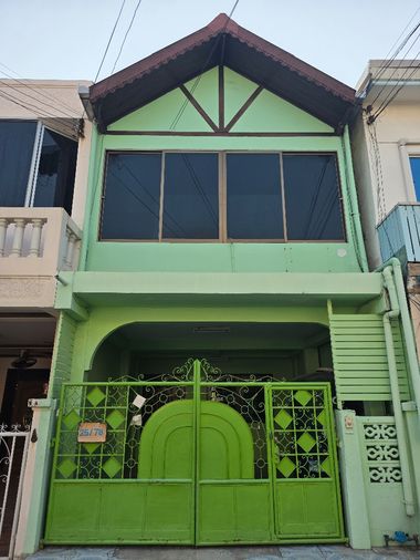 ให้เช่าถูก! หายาก ทาวน์เฮ้าส์รีโนเวทใหม่ สุขุมวิท93 แยกพึ่งมี50