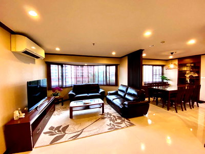 Condos for sale : LTH3898 – Baan Suanpetch FOR SALE 3 beds 3 baths size 129 Sq.M. Nearby BTS Phrom Phong station ONLY 17.8 MB