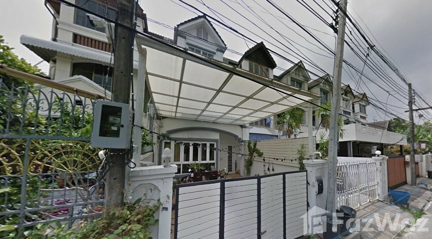 รูป ทาวน์เฮ้าส์ให้เช่า 5 ห้องนอน ใน คลองตันเหนือ, กรุงเทพมหานคร 984464 - รูปที่ 1/11