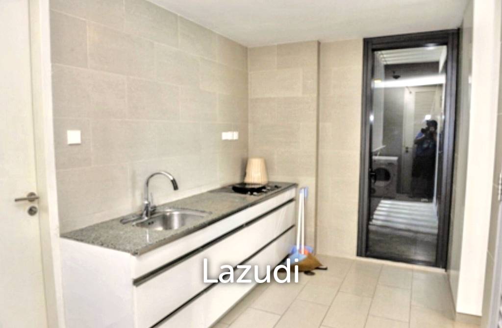 picture 3 Bed 5 Bath 194 SQM. The Met Condominium - 17/20