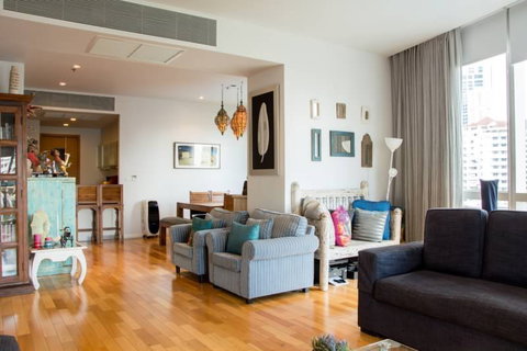 LTH5030 – Millennium Residence FOR SALE 3 beds 3 baths Size 193 Sq.M. nearby BTS Asoke Station ONLY 30.5 MB