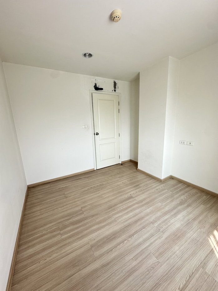 picture CONDO 28.25 square meter null Muang Samut Prakarn Samrong Nua for 900000 THB - 7/10