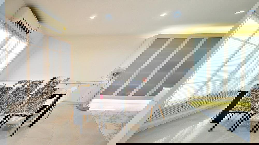 รูป ขายบ้านกลางกรุง แกรนด์ เวียนนา พระราม 3 ขนาด 34 ตร.ว. 3 ชั้น ทำโฮมออฟฟิศได้ - รูปที่ 3/17