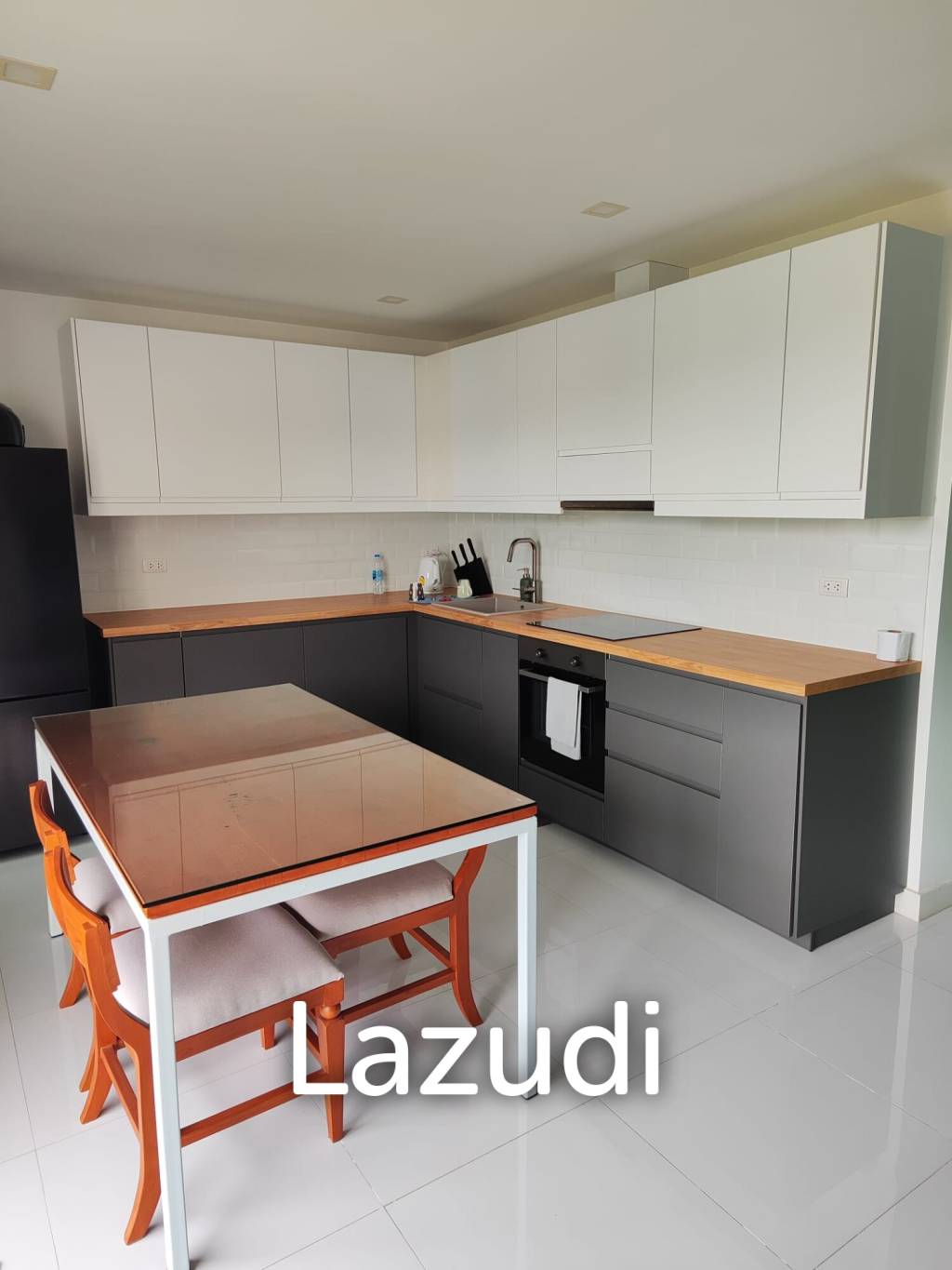 Foreign Quota 2-Bedroom Condo for Sale near Karon Beach