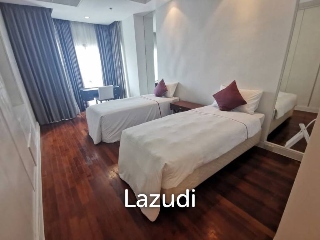 รูป 385.0 ตร.ม. 5 ห้องนอน 5 ห้องน้ำ คอนโดสำหรับ เช่าใน ลุมพินี - รูปที่ 13/27