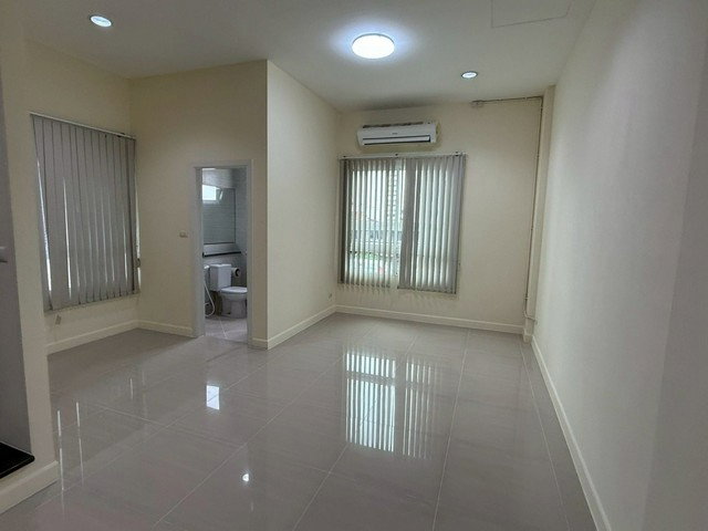 รูป HR3320ให้เช่าโฮมออฟฟิศ 4 ชั้น โครงการ Premium Place นวมินทร์–สุขาภิบาล 1 ทำเลศักยภาพ ใกล้ซอยนวมินทร์ 89 จดทะเบียนบริษัทได้ - รูปที่ 5/10