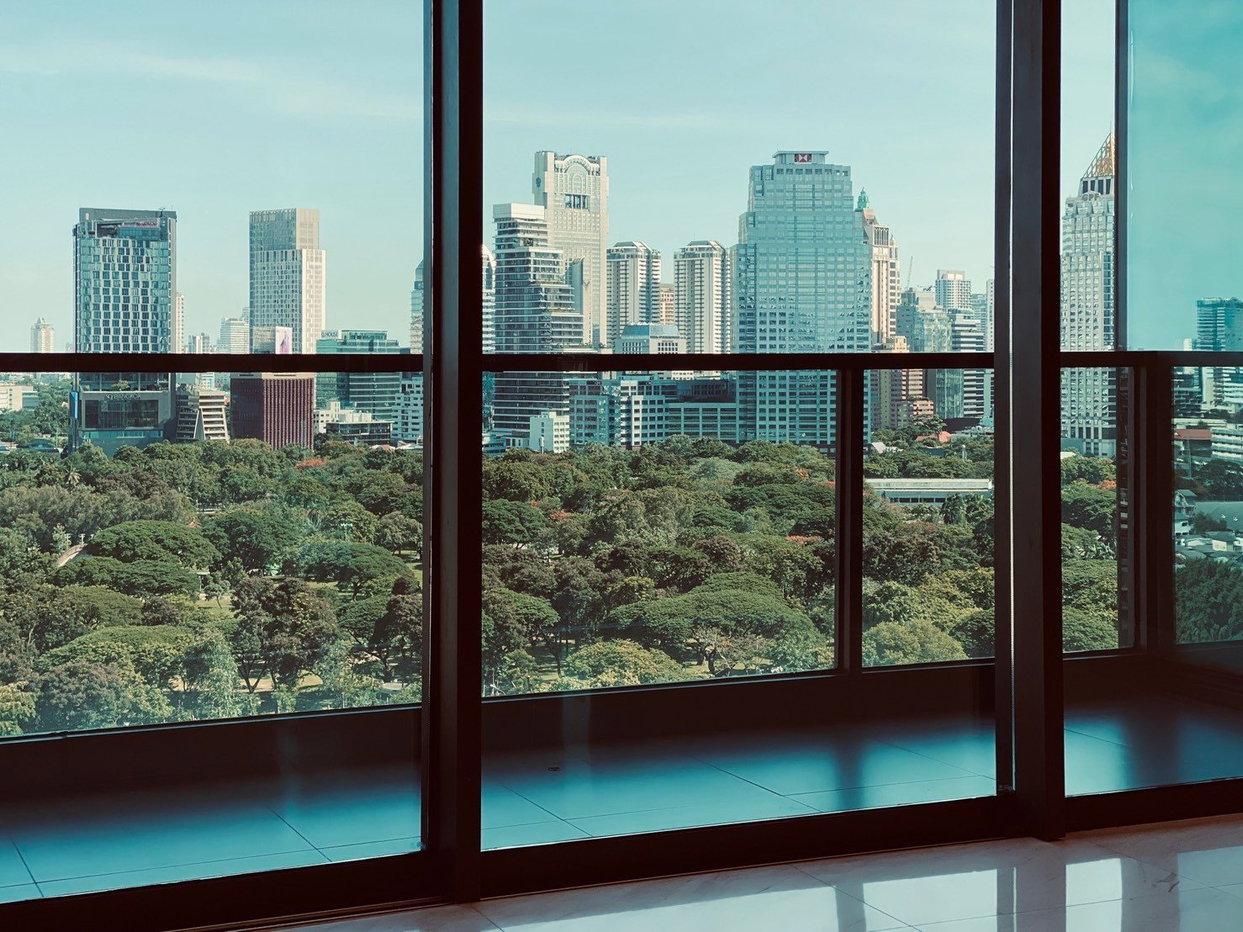 รูป LTH3726 – Sindhorn Tonson FOR SALE 2 beds 3 baths size 107 Sq.M. Nearby MRT Lumpini station ONLY 20.9 MB - รูปที่ 5/6