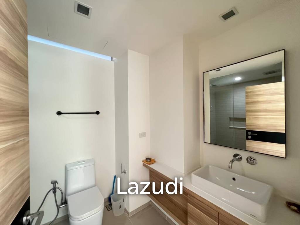 picture WAN VAYLA CONDO: Luxurious 2-Bed Beachfront Condo - 18/19