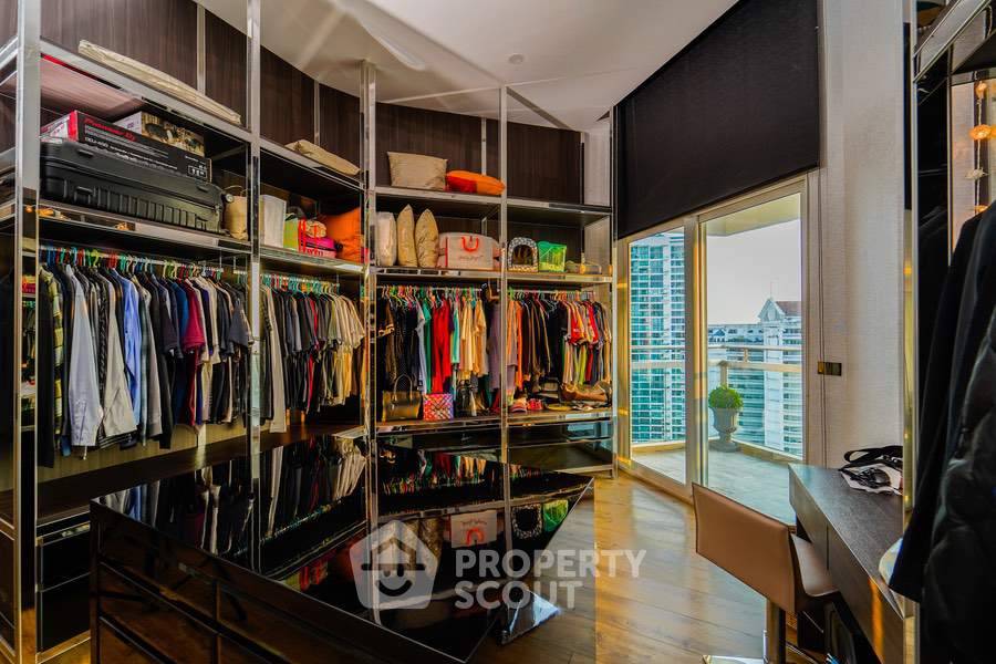 รูป คอนโด 2-ห้องนอน ที่ ดูแพล็กซ์ ใกล้ ถนนพระตำหนัก พัทยา (ID 995802) - รูปที่ 20/35