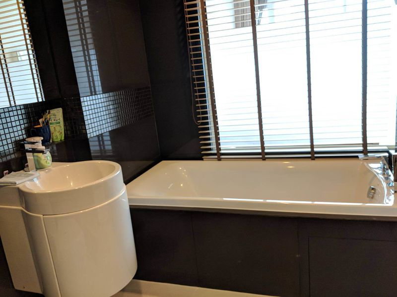 รูป 💎 ให้เช่า Rhythm Sathorn 21 ห้องใหญ่ 2 ห้องนอน ใจกลางสาทร ใกล้ BTS สะพานตากสิน | Code DS2070 Line @Dstay - รูปที่ 10/14