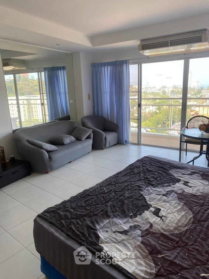 picture Studio Condo at Jamjuree Condo close to Khao Takiab beach (ID 2215249) - 6/13