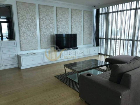 LTH3262 – Athenee Residence FOR RENT 3 beds 3 baths size 215 Sq.M. Nearby BTS Phloen Chit station ONLY 170k/Month