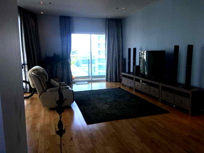 Condos for rent : LTH5066 – Millennium Residence FOR RENT 3 beds 3 baths Size 193 Sq.M. nearby BTS Asoke Station ONLY 120k/Month