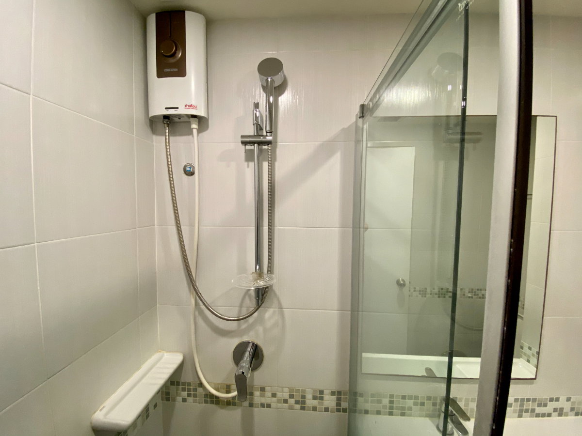 รูป [ขาย] เจ้าของขายเอง | 22.5ตรม | ชั้น6 | เฟอร์นิเจอ+เครื่องใช้ไฟฟ้าอย่างดีครบ - รูปที่ 6/7