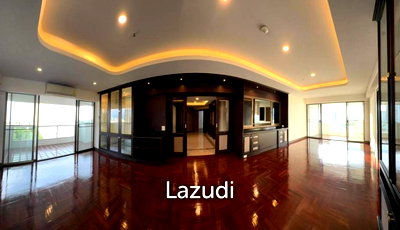 Condos for sale : 3 Bed 3 Bath 198 SQ.M Riverside Villa Condominium 1