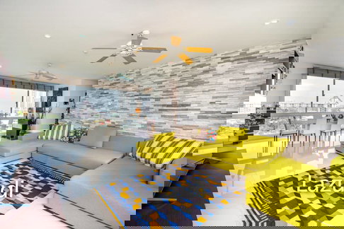 156.7 ตร.ม. 3 ห้องนอน 3 ห้องน้ำ คอนโดสำหรับ ขายใน หนองแก