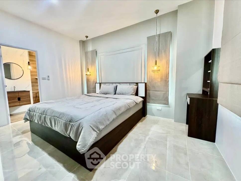 รูป คอนโด 4-ห้องนอน ที่ พนาสนธิ์ ปาร์ควิลล์ ใกล้ กะทู้ (ID 2400899) - รูปที่ 18/19