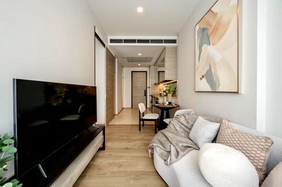 ขายคอนโด : 🔥 ขายด่วน !! The Crest Park Residences, 1 ห้องนอน, 1 ห้องน้ำ, ห้องทิศตะวันออก, ชั้นสูง 33++ !!🔥Code C20250100028 แต่งครบ, ราคาพิเศษ!!📣📣