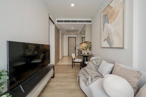 🔥 ขายด่วน !! The Crest Park Residences, 1 ห้องนอน, 1 ห้องน้ำ, ห้องทิศตะวันออก, ชั้นสูง 33++ !!🔥Code C20250100028 แต่งครบ, ราคาพิเศษ!!📣📣