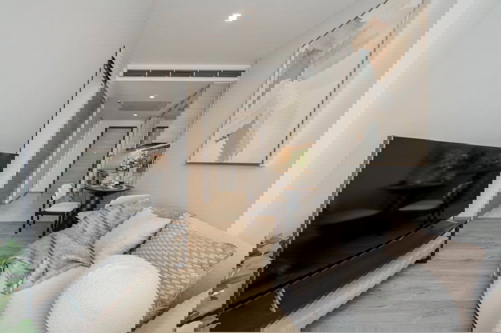 รูป 🔥 ขายด่วน !! The Crest Park Residences, 1 ห้องนอน, 1 ห้องน้ำ, ห้องทิศตะวันออก, ชั้นสูง 33++ !!🔥Code C20250100028 แต่งครบ, ราคาพิเศษ!!📣📣 - รูปที่ 1/7