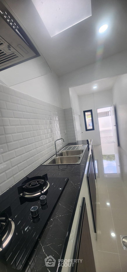 รูป คอนโด 3-ห้องนอน ที่ หมู่บ้าน เดอะริช วิลล่า นาบอน ใกล้ Palai (ID 2548968) - รูปที่ 14/17