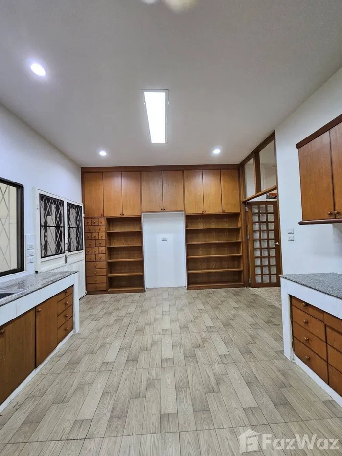 รูป บ้านเดี่ยวให้เช่า 4 ห้องนอน ใน คลองตันเหนือ, กรุงเทพมหานคร 1730874 - รูปที่ 12/30