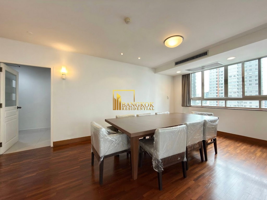 รูป Fully Renovated 3 Bedroom Apartment in Phrom Phong Area - BR21315AP - รูปที่ 9/48