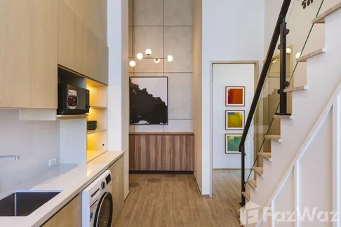 Elegant Loft Living in a Prime Location near EmQuartier 6105671