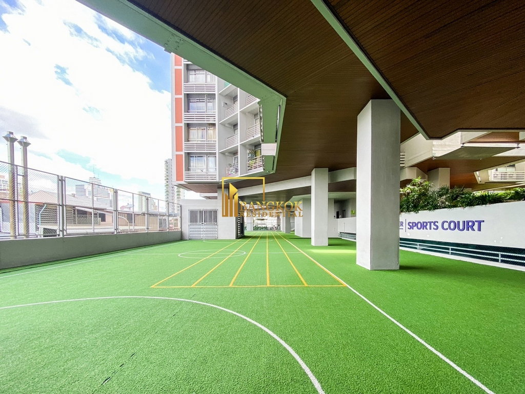 รูป Renovated 3 Bed Apartment For Rent in Sathorn - BR0768AP - รูปที่ 40/46