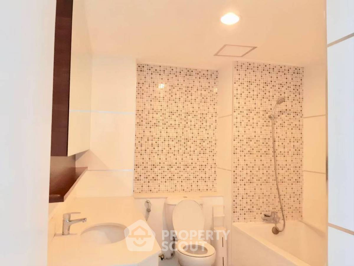 รูป คอนโด 1-ห้องนอน ที่ อโศก เพลส ใกล้ MRT สุขุมวิท (ID 1960994) - รูปที่ 7/7