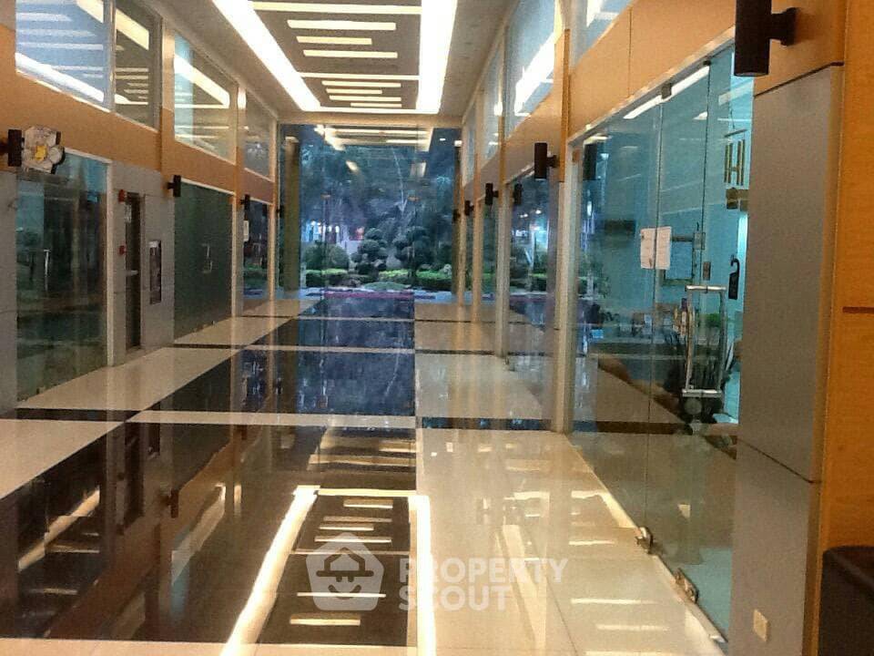 รูป คอนโด 1-ห้องนอน ที่ สุขุมวิท ลิฟวิ่ง ทาวน์ ใกล้ MRT เพชรบุรี (ID 821191) - รูปที่ 9/9