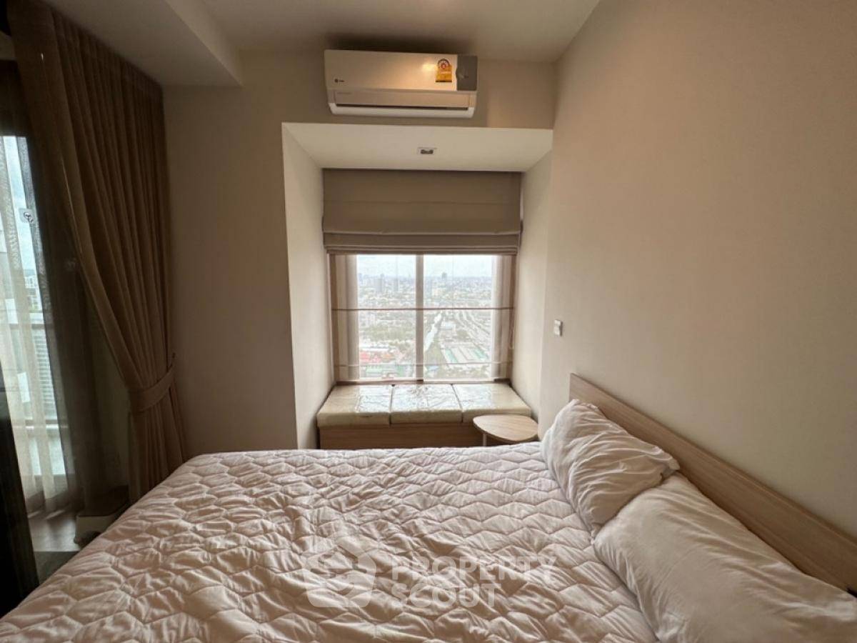 picture Pet-Friendly 34th-Floor 1-BR M Jatujak Near BTS Saphan Khwai (ID 2049100) - 14/24