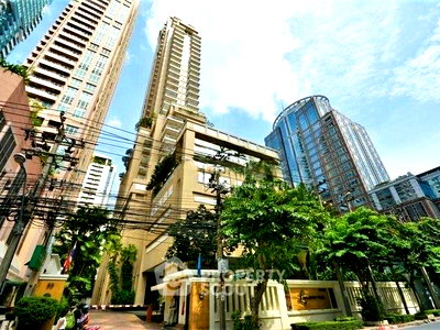 Condos for rent Lang Suan Road : 1-BR Condo at Langsuan Ville near BTS Ratchadamri (ID 2723467)