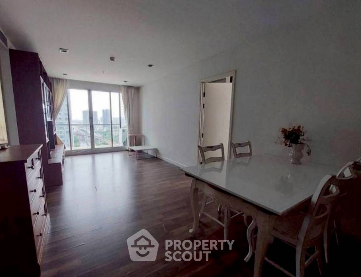 รูป คอนโด 2-ห้องนอน ที่ เดอะ รูม สาทร-ตากสิน ใกล้ BTS โพธิ์นิมิตร (ID 2447596) - รูปที่ 7/9