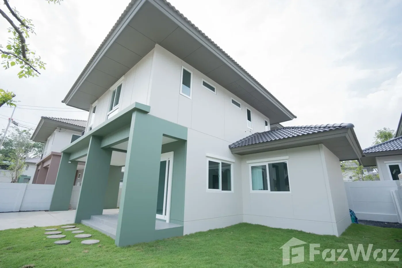picture 4 Bedroom House For Rent 6114568 - 3/30