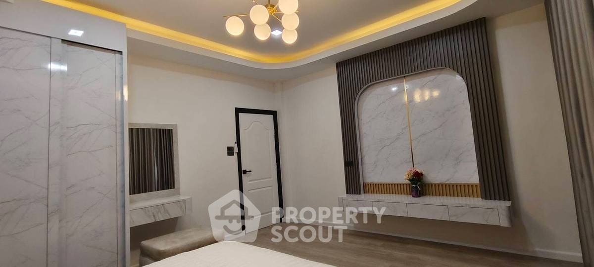 รูป ทาวน์เฮ้าส์ 2-ห้องนอน ใกล้ พัทยาตะวันออก (ID 2739631) - รูปที่ 23/29