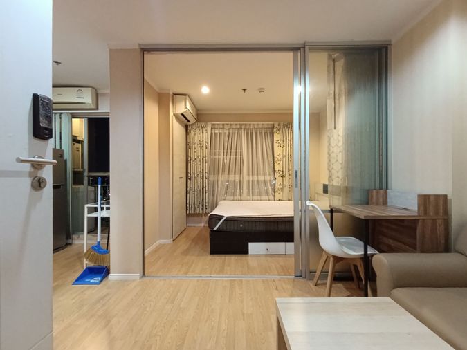SXQ7GP ให้เช่าคอนโด Lumpini Place Srinakarin - Huamark Station 24 ตร.ม. ชั้น 22 line id : @livinglegacy