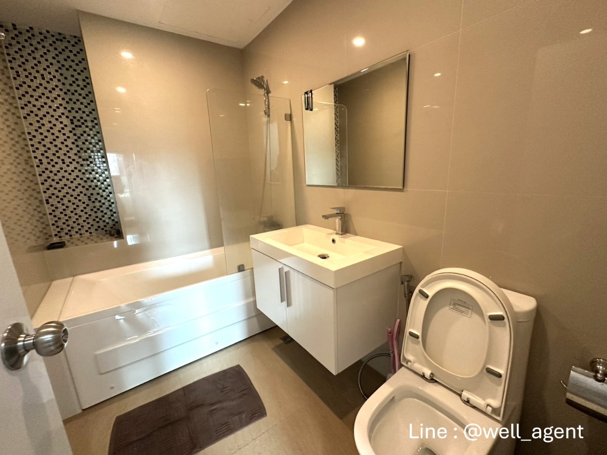 picture ð·ð· Sea Hill Condo Srirachað·ð· Tel: 064-242-6068 - 9/11