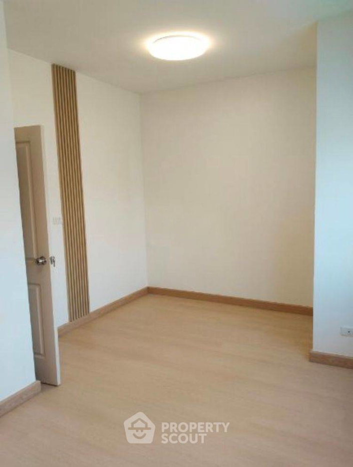 รูป ทาวน์เฮ้าส์ 3-ห้องนอน ใน หนองแขม (ID 2718159) - รูปที่ 6/7