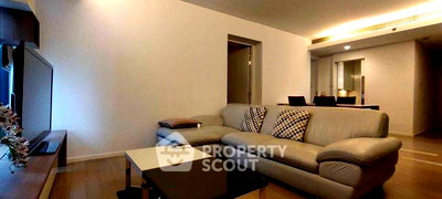 เช่าคอนโด BTS ทองหล่อ : คอนโด 2-ห้องนอน ที่ โหมด สุขุมวิท 61 ใกล้ BTS เอกมัย (ID 2738396)